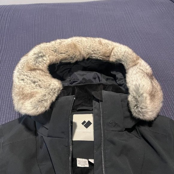 Obermeyer, Woman's Ski /Winter Jacket  -the  Siren Faux Fur Insulated Ski Jacket - Picture 3 of 6